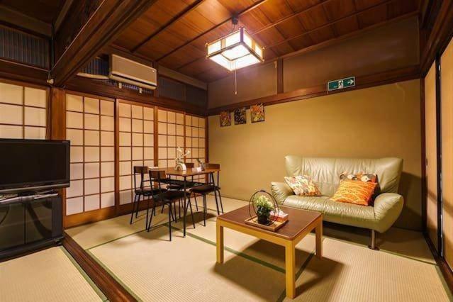 Traditional Japanese House Near Namba Umeda Max10